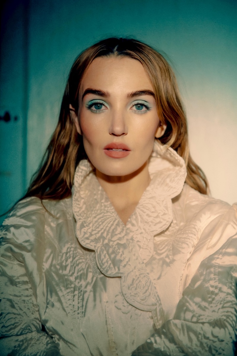 Where to Brows... with Chloe Fineman