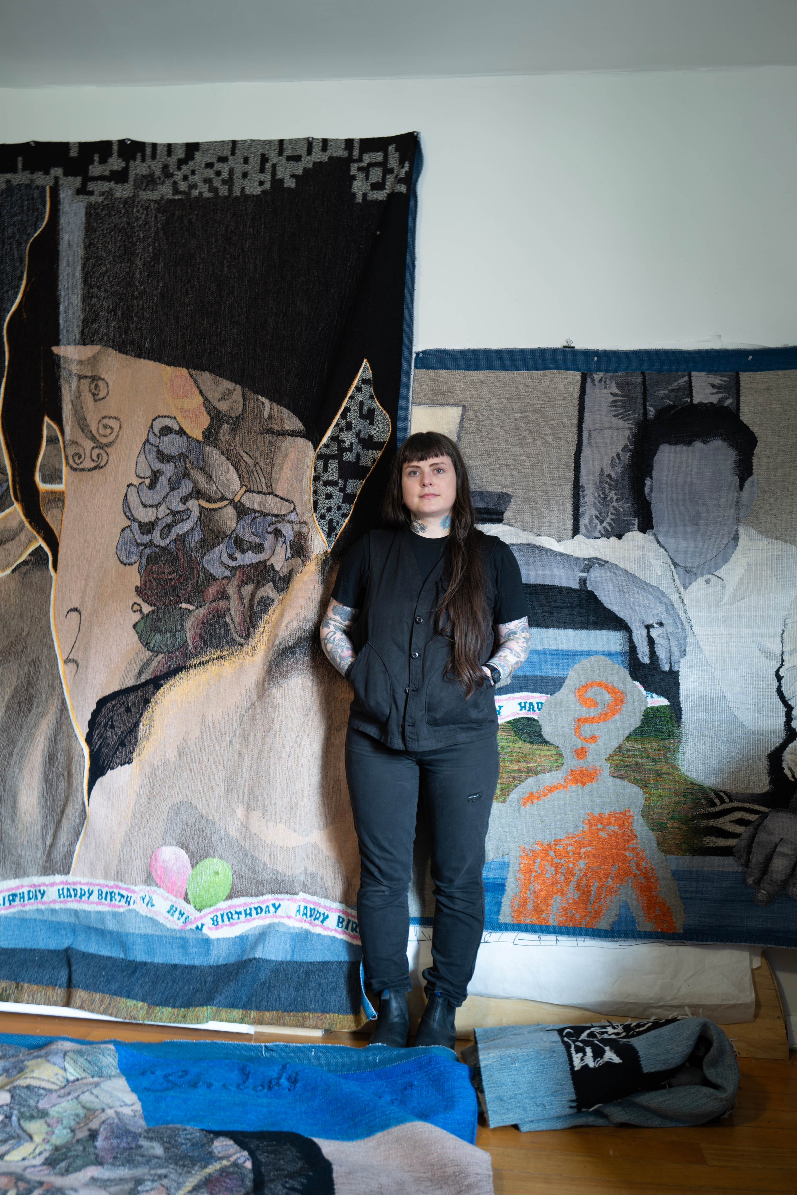 Weaving Dis-Comforters